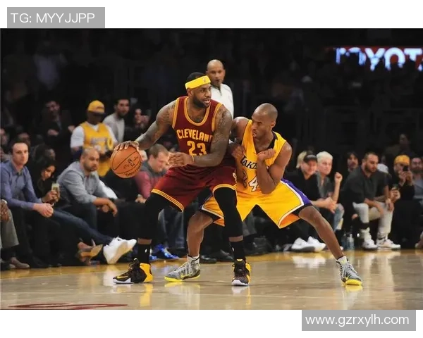 詹姆斯与科比的巅峰对决41分的传奇之战回顾与分析